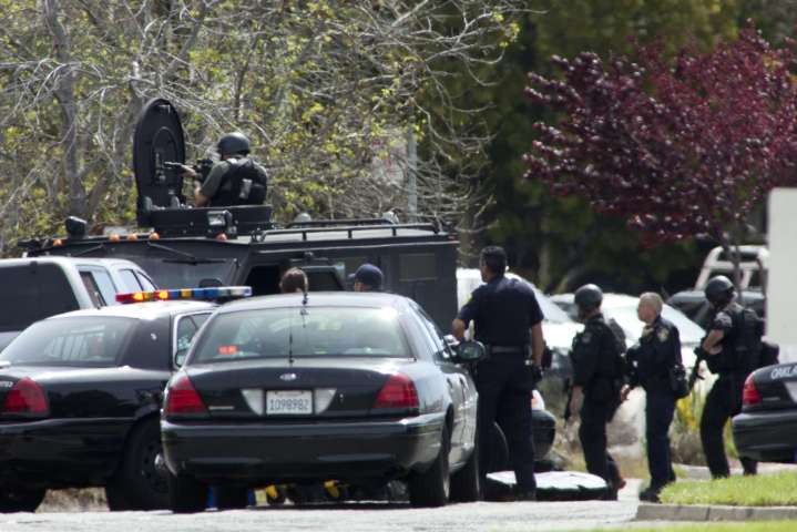 Al menos 3 heridos en un tiroteo en una residencia de un campus universitario en Oklahoma
