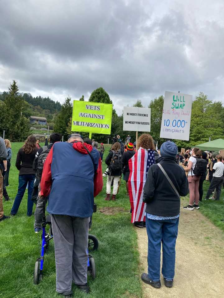 Federal agents knock down elderly couple during Portland protest