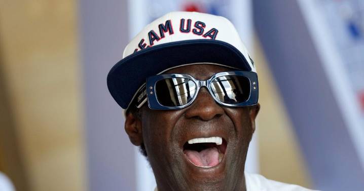 'Yeah, boyeeee': Flavor Flav gives bobsled and skeleton a try, joins team as hype man for Olympics