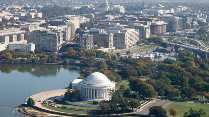 White House fires entire commission that reviews designs for federal buildings