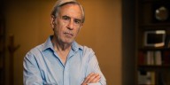 Juan Luis Bour, de FIEL: “La economía enfrenta persistente desconfianza por la volatilidad política y la informalidad estructural”