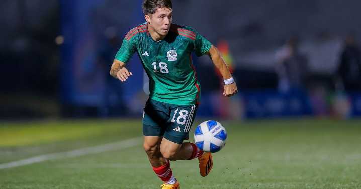 Rodrigo Huescas sufre lesión de rodilla en Bakú en Champions