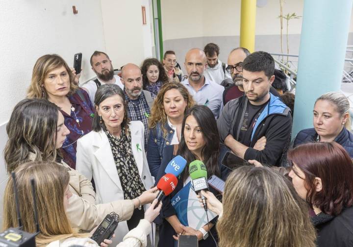 Los sindicatos amenazan con una huelga indefinida en Educación