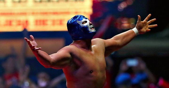 ¿Fue grave? Blue Demon Jr. sufre accidente automovilístico y entra a terapia intensiva