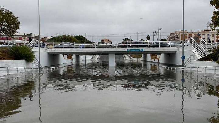 El Palacio de Congresos de Sevilla sigue cerrado por seguridad tras fallo eléctrico