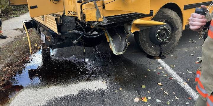 Driver injured after Holyoke school bus crashes into pole