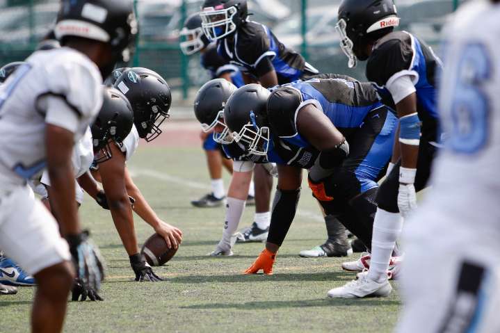 Staten Island HS football: Petrides runs record to 6