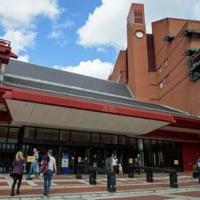 Oscar Wilde grandson to collect reissued British Library pass