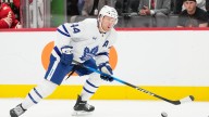 Raymond's 100th career goal lifts Red Wings past Maple Leafs, 6