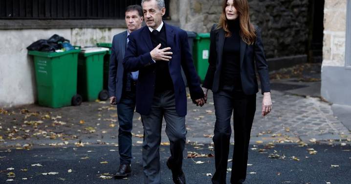 Sarkozy entra en prisión: "Se cierra un inocente"