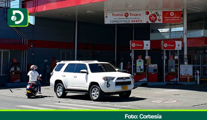 Precio de la gasolina y del ACPM aumenta 100 pesos