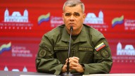 Venezuela denuncia "acoso militar" de aviones combate de EEUU cerca de sus costas