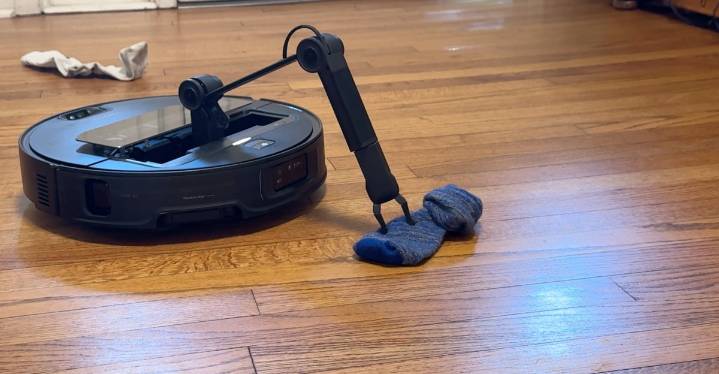 The best robot vacuum deals you can snag during Amazon’s fall Prime Day sale