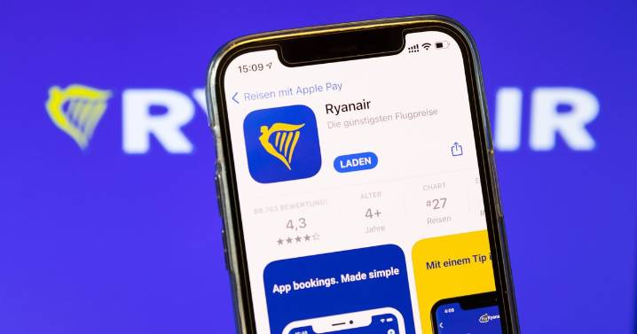 Ryanair to scrap paper boarding passes from November