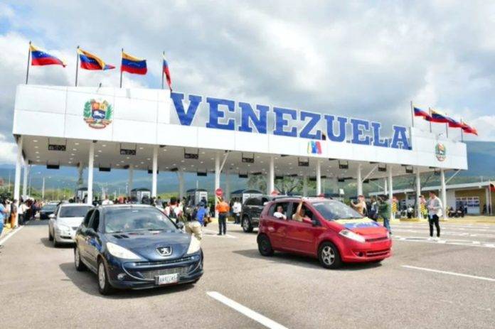 Acuerdan combatir la «piratería» en el transporte fronterizo