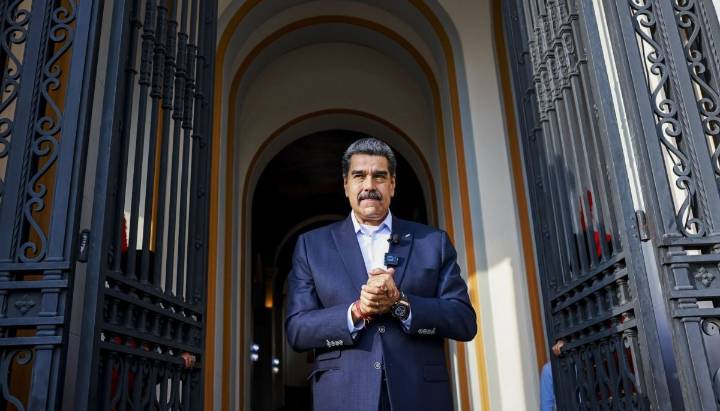 Maduro suspende acuerdo de gas con Trinidad y Tobago ante "amenaza" de primera ministra