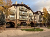 A group of Democratic state lawmakers gathered with lobbyists at a Vail retreat. Who paid the tab?