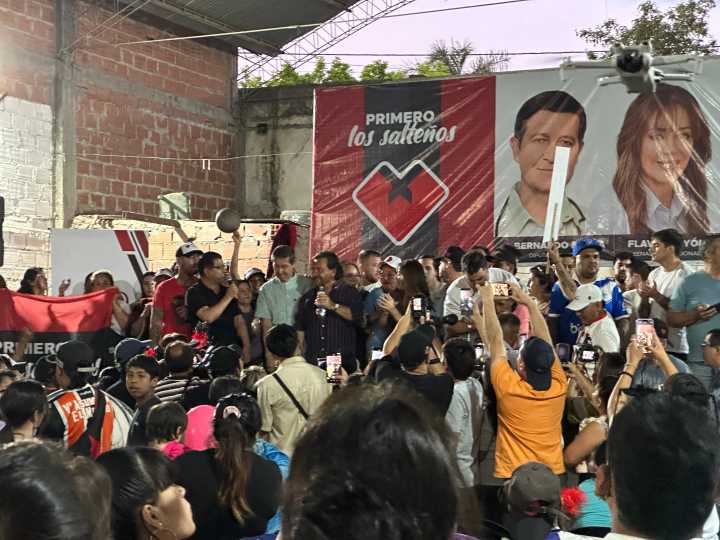 Primero Los Salteños cerró campaña con la presencia de Sáenz, Royón y Biella