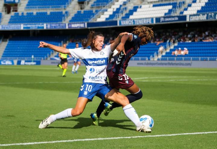 La efectividad del Eibar acaba con el invicto del Costa Adeje (0