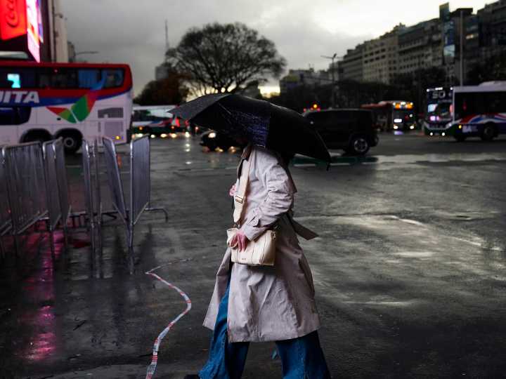 Tras un jueves de verano, volvieron las lluvias al AMBA: cómo estará el tiempo el domingo de elecciones