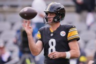 AFC North rivalry between Steelers and Bengals takes on a touch of gray with Rodgers facing Flacco