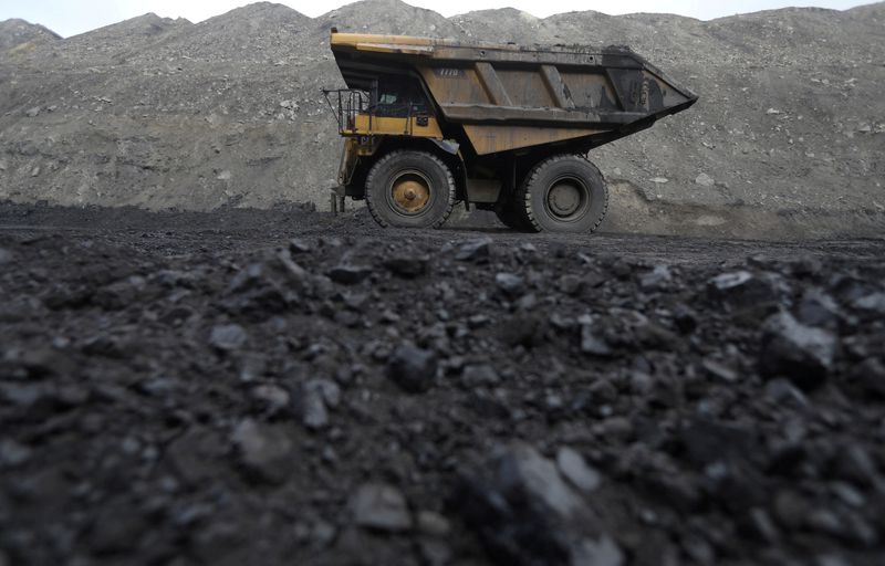 US postpones Wyoming coal lease sale after disappointing Montana auction