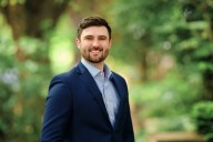 Noah Widmann reports more than $450K in cash to take on Cory Mills