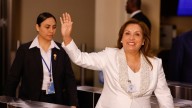 Dina Boluarte, destituida como presidenta de Perú por el Congreso de manera exprés