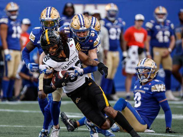 Blue Bombers DB Evan Holm up for CFL defensive award