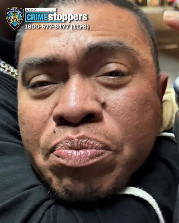 Brooklyn man slashed in early-morning knife attack