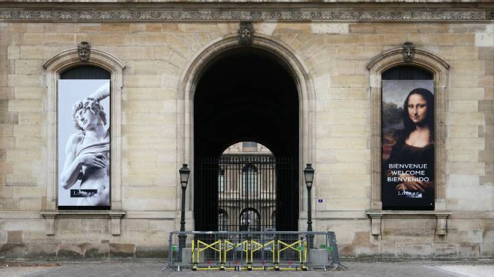 From Mona Lisa To Courbet's The Wave: Biggest Heists In Paris' Louvre Museum History