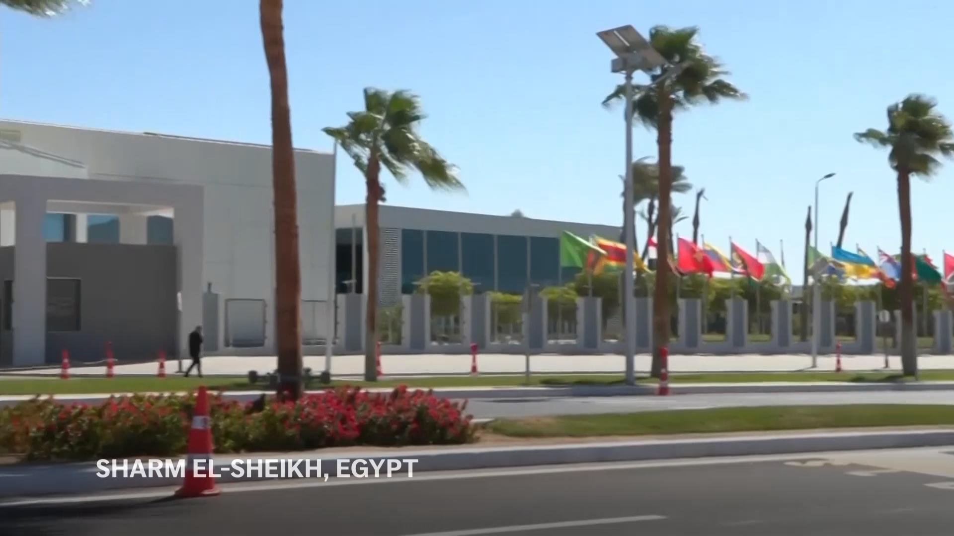 Egyptian president and Tony Blair among arrivals for summit in Egypt marking Gaza ceasefire