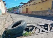 Voz Comunitaria | En la calle Perú de Carúpano piden reparación de alcantarilla (+Fotos)