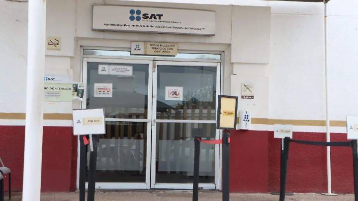 Preparan trabajadores del SAT huelga para este martes por falta de aumento salarial