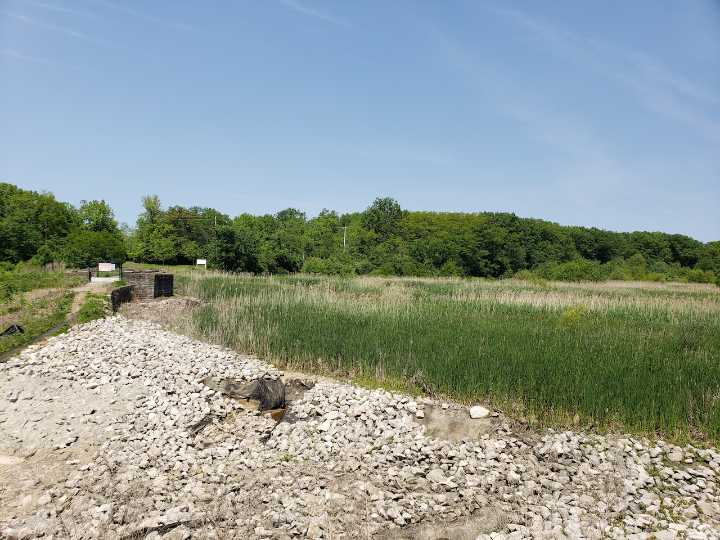 Residents fire first legal shot in fight to save Shaker Lakes