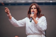 Candidata oficialista promete seguir legado de presidenta de Honduras