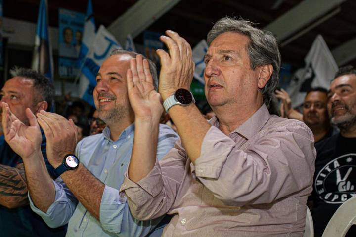 Con fuertes críticas a Milei, el peronismo mendocino celebró el Día de la Lealtad