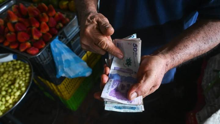 Proyecciones para 2026: lo que pasaría con la inflación si el salario mínimo sube más del 10%