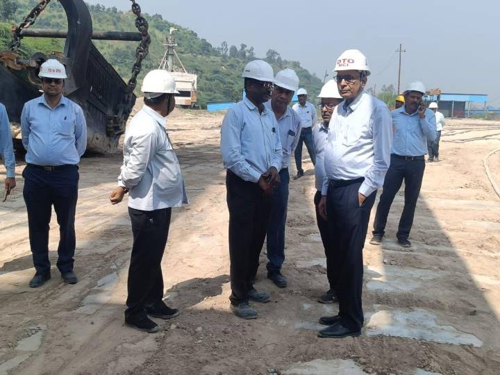 NCL Director (Technical/Operations) inspected Bina Project