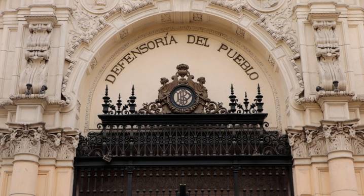 Defensoría insta al Reniec a proteger datos personales y pide al JNE reforzar la fiscalización últimas