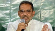 Live: Where is discussion on voter rolls now? NDA ally slams Mahagathbandhan