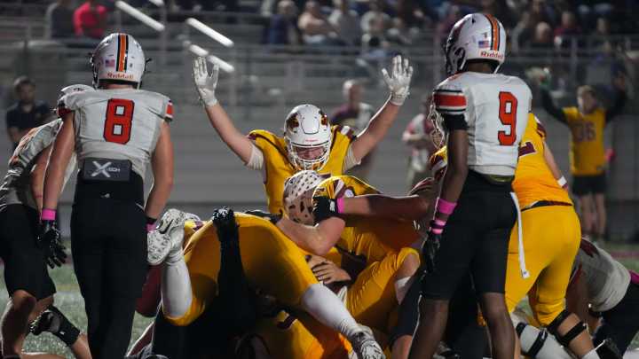 Iowa high school football schedule Week 9, see every IHSAA game