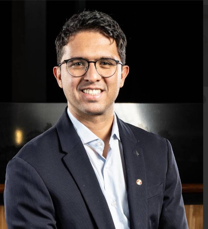 Médico cartagenero Jezid Miranda destacado por la ONU en salud materna a nivel mundial