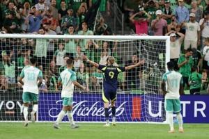 Surridge penalty lifts Nashville over Austin for US Open Cup