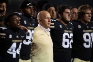 Clark Lea Confirms His Final Locker Room Message After Nick Saban’s Warning on His Future