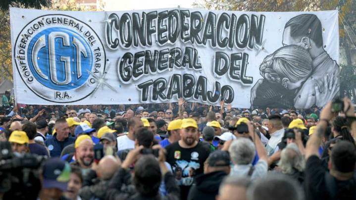La CGT se "planta" ante una reforma laboral que consideran "regresiva" y renueva sus autoridades