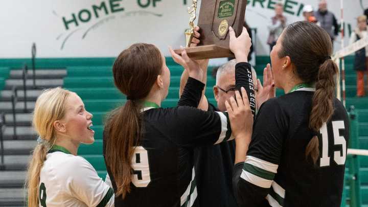 OHSAA volleyball | Aurora wins first district title