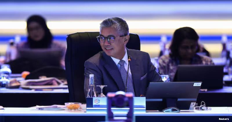 Malaysia keeps rare earth export ban despite new US trade deal