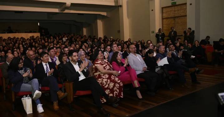 FICV inaugura edición 32 con discursos que reivindican cultura como motor de desarrollo frente a quienes buscan desfinanciarla