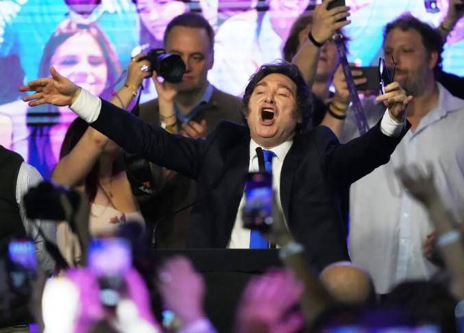 Trump felicita a Javier Milei tras su victoria en las elecciones de mitad de período